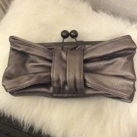 Jessica Simpson clutch - Picture 1 of 5